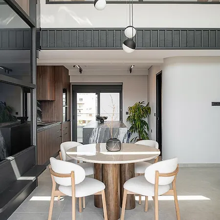 Cosmos Penthouse Apartment *